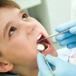 болит щека у ребенка