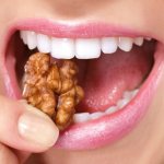 What to do when a piece of your front tooth breaks off