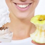 как хранить зубные протезы ночью