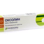 Oxolinic ointment for herpes
