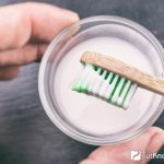 Отбеливание зубов содой