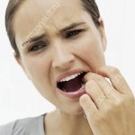 Почему чешутся зубы – причины и методы устранения